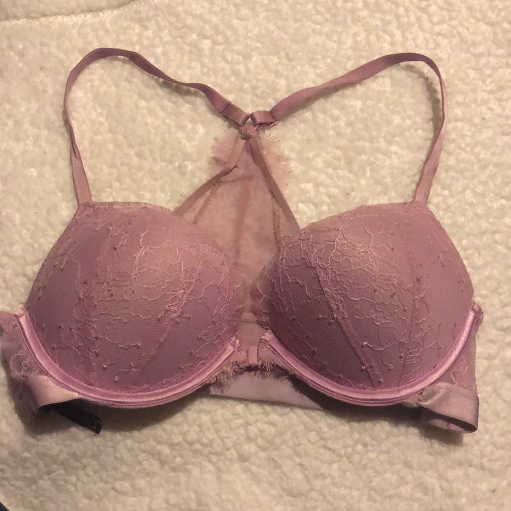 Victoria’s Secret lilac bra